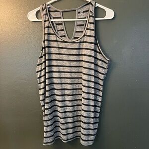 Workout tank top